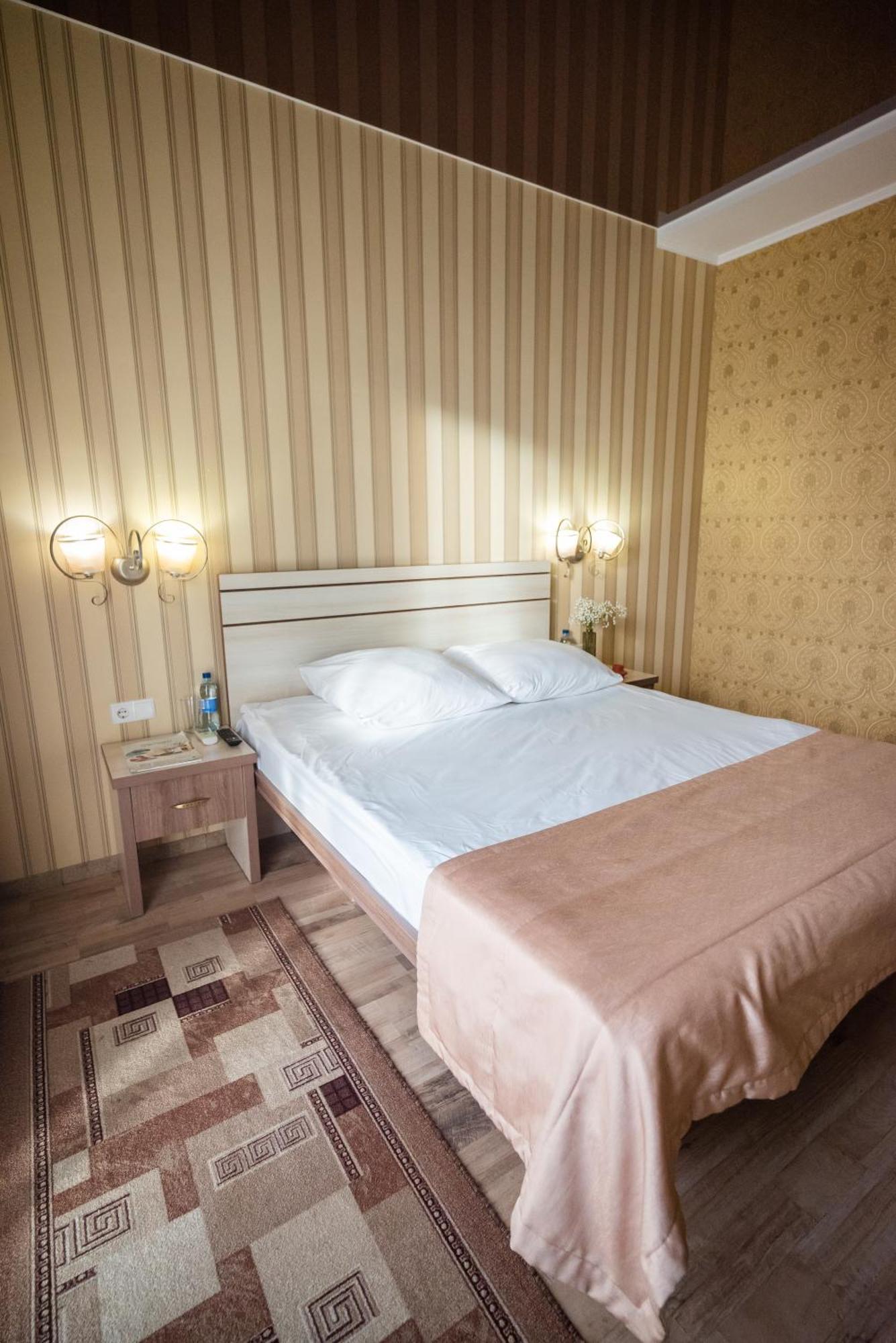 Hotel Butterfly Sadove ภายนอก รูปภาพ