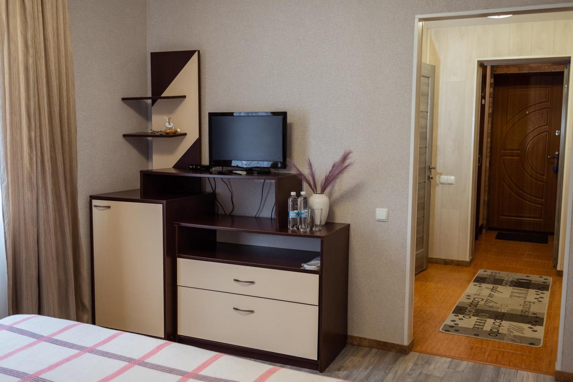 Hotel Butterfly Sadove ภายนอก รูปภาพ